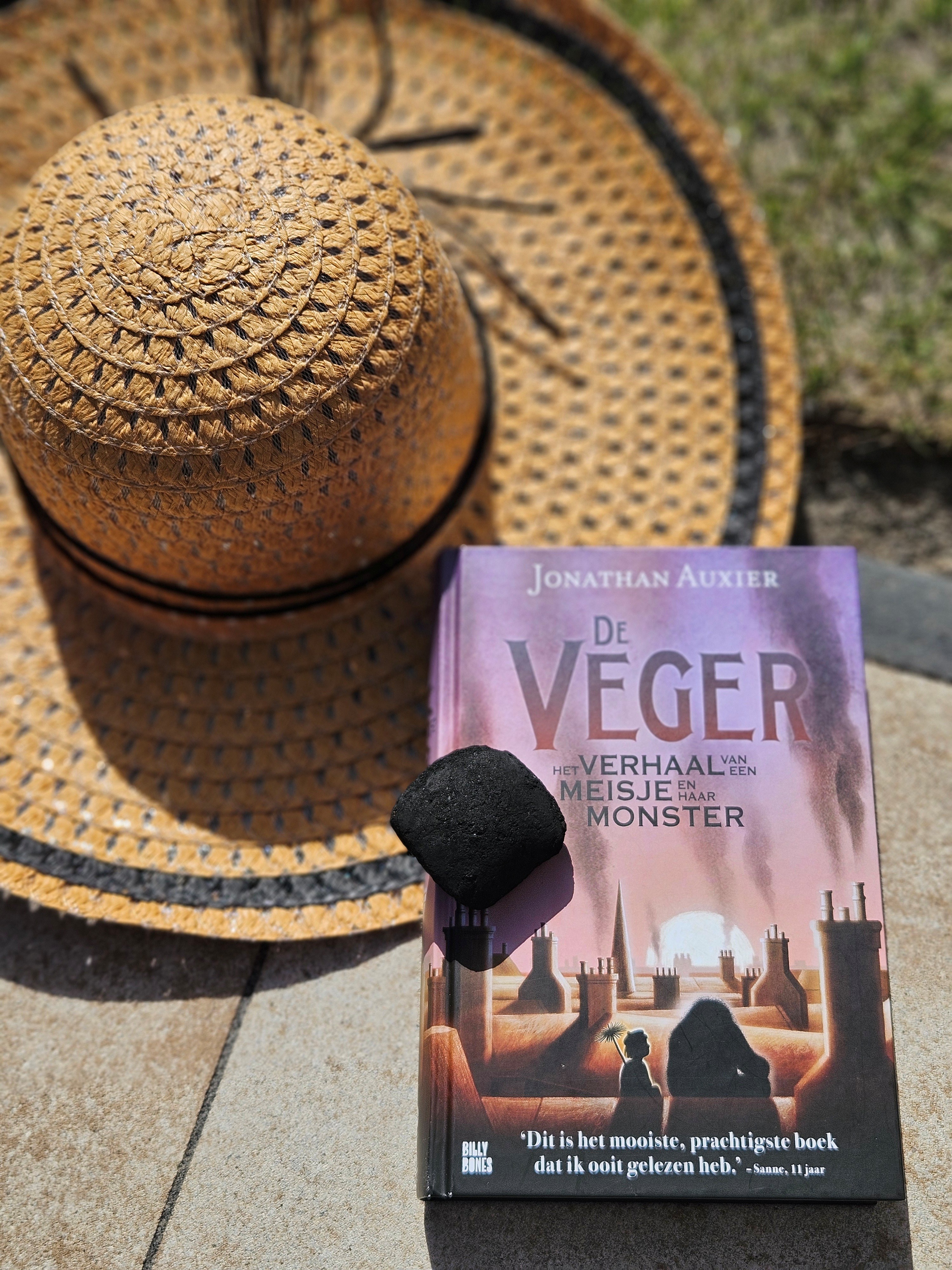 De Veger | Het verhaal van een meisje en haar monster - Jonathan Auxier