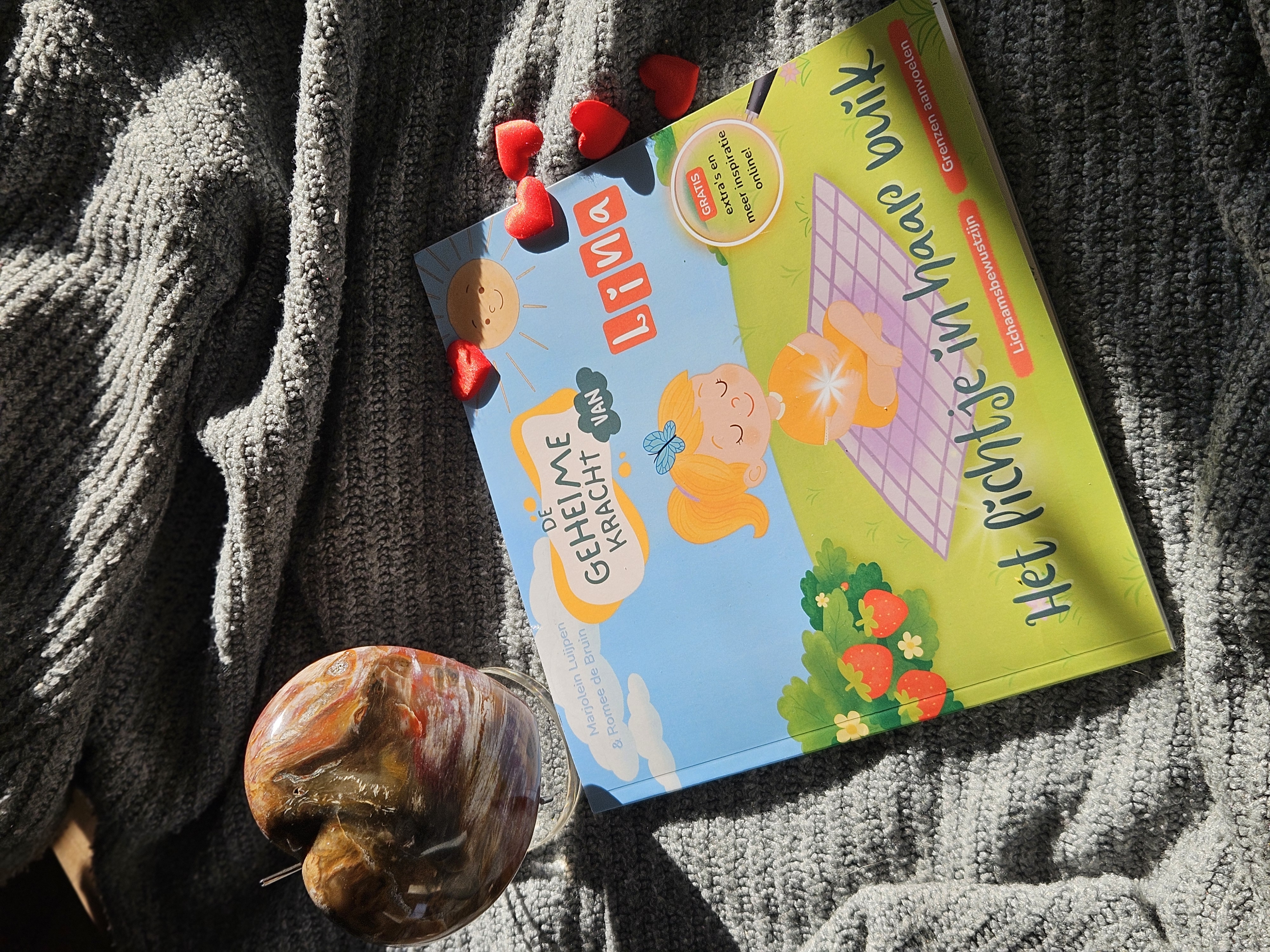 De geheime kracht van Lina, het lichtje in haar buik.